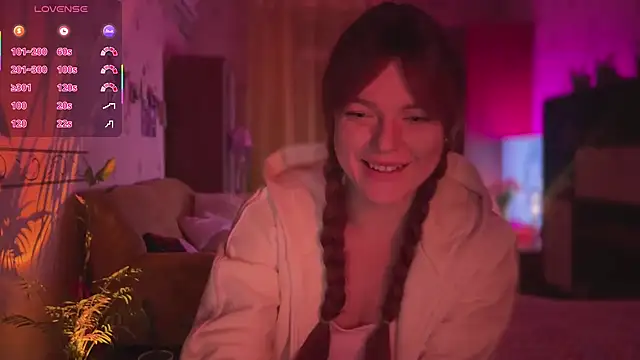 Snapshot of CherryRed_Girl chatting on 02-22-26, 09:16 CherryRed Girl online show from 02-22-26, 09:16