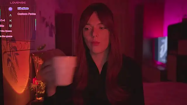 CherryRed Girl online show from 03-15-26, 09:11