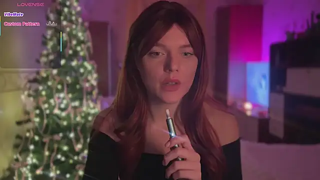 CherryRed Girl online show from 01-13-26, 11:52