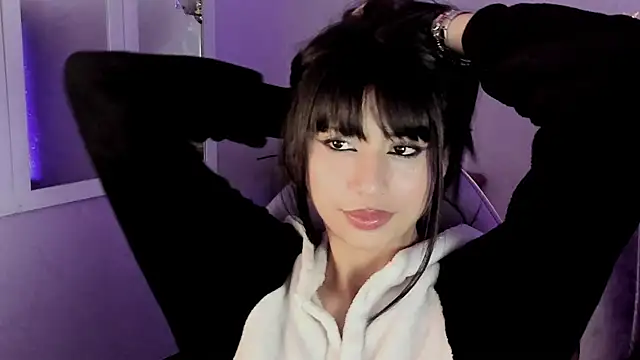 Snapshot of Seren_Bleck chatting on 10-15-25, 01:48 Seren Bleck online show from 10-15-25, 01:48