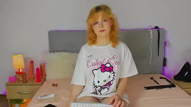 EmilyAngells online show from 11-22-25, 01:10