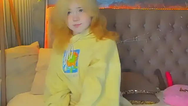 Snapshot of EmilyAngells chatting on 02-09-26, 07:06 EmilyAngells online show from 02-09-26, 07:06