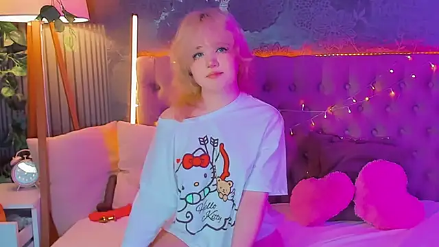 EmilyAngells online show from 04-03-26, 05:47