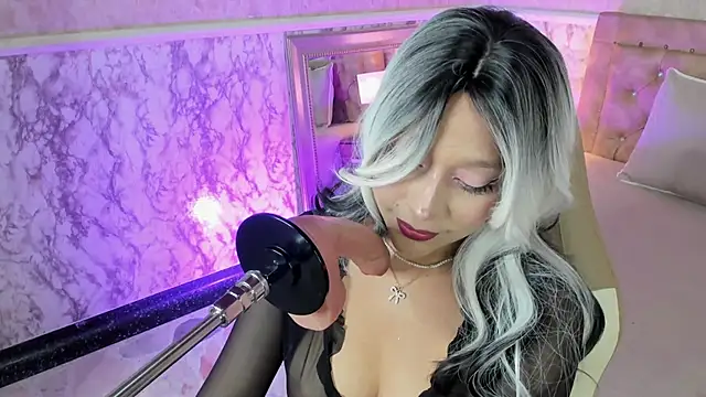 CandyKissx online show from 11-07-25, 08:24