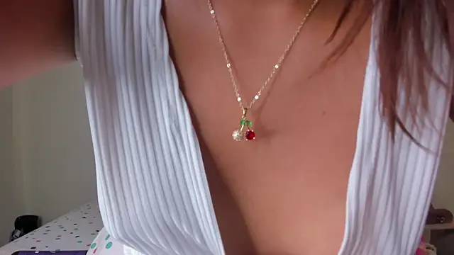 Snapshot of violett_24_ chatting on 09-08-25, 10:42 violett 24 online show from 09-08-25, 10:42