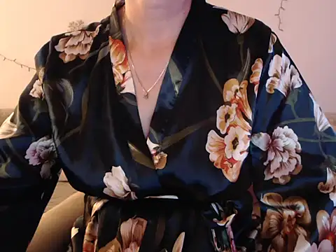 YourfantasyGiuly online show from 06-28-26, 04:19