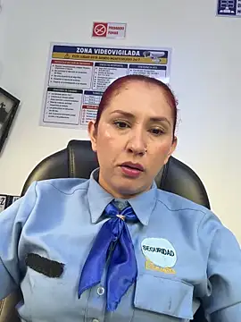 Snapshot of Megan-01- chatting on 06-10-26, 01:12 Megan-01- online show from 06-10-26, 01:12