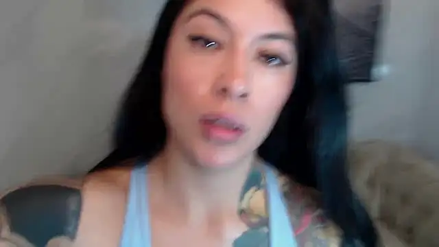 Isabella Collen v online show from 05-15-26, 01:20