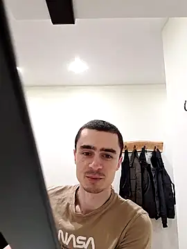 Snapshot of GoodGG chatting on 03-12-25, 04:35 GoodGG online show from 03-12-25, 04:35