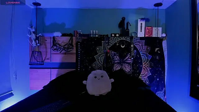 Snapshot of ChloeAllennn chatting on 06-17-26, 12:26 ChloeAllennn online show from 06-17-26, 12:26