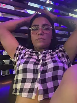 Snapshot of Georgina_Vega chatting on 06-14-26, 01:57 Georgina Vega online show from 06-14-26, 01:57