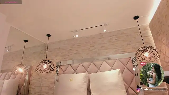 celene midnight online show from 10-25-25, 06:41