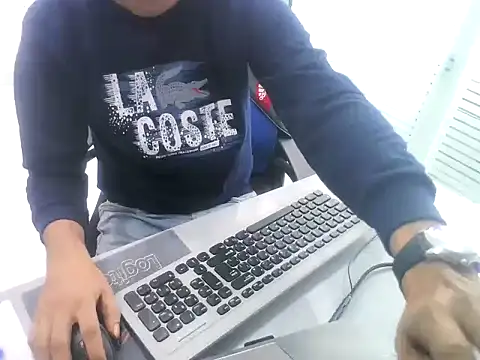 rahulkajuuu0909 online show from 12-01-25, 10:05