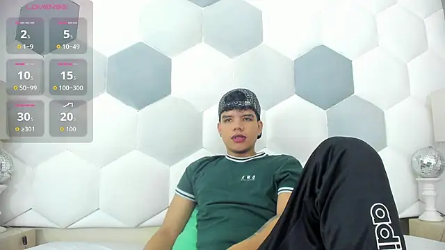 Axel Forte online show from 11-28-25, 12:49