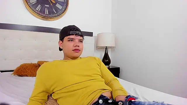 Snapshot of Axel_Forte chatting on 06-11-26, 01:52 Axel Forte online show from 06-11-26, 01:52