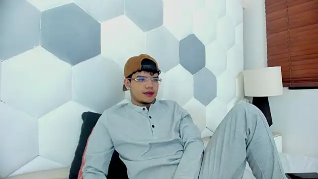 Axel Forte online show from 01-13-26, 01:15