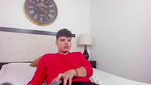 Snapshot of Axel_Forte chatting on 06-17-26, 02:16 Axel Forte online show from 06-17-26, 02:16