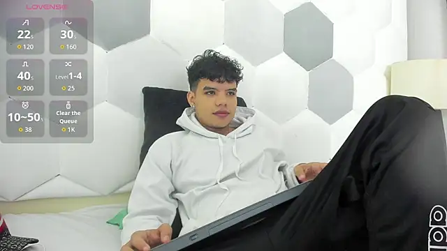 Axel Forte online show from 12-05-25, 01:10