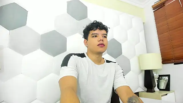 Axel Forte online show from 03-05-26, 01:40