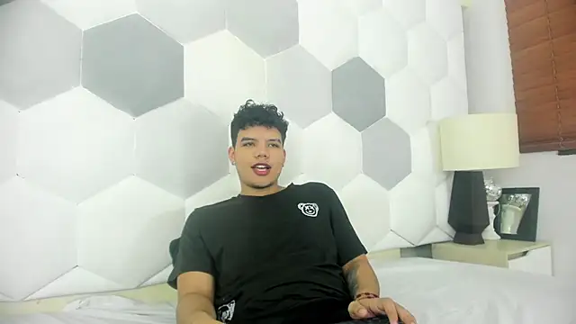 Axel Forte online show from 04-04-26, 02:01