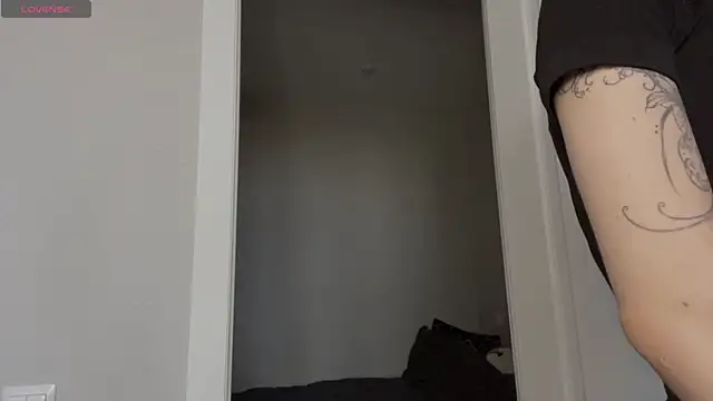 SibleyBurner online show from 04-12-26, 04:49