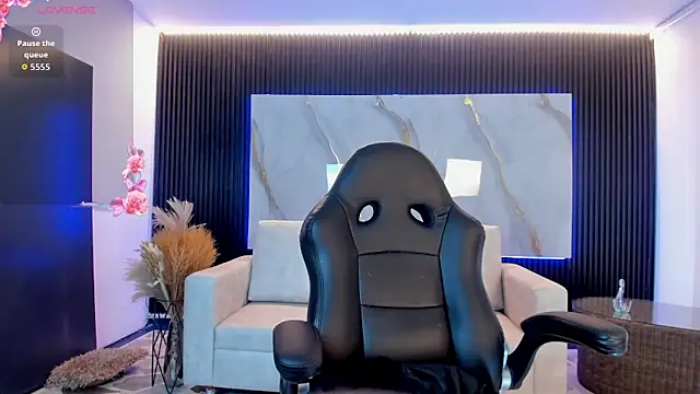 Ivaannaa  online show from 02-17-26, 12:46