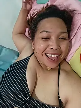 Snapshot of Sweet_fatty18 chatting on 02-26-26, 03:17 Sweet fatty18 online show from 02-26-26, 03:17