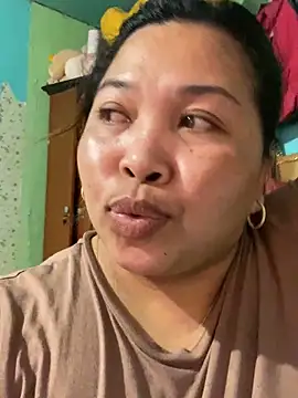 Snapshot of Sweet_fatty18 chatting on 01-20-25, 03:59 Sweet fatty18 online show from 01-20-25, 03:59