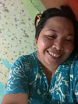 Snapshot of Sweet_fatty18 chatting on 12-05-24, 04:04 Sweet fatty18 online show from 12-05-24, 04:04