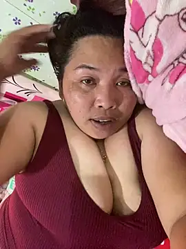 Snapshot of Sweet_fatty18 chatting on 01-23-25, 03:16 Sweet fatty18 online show from 01-23-25, 03:16