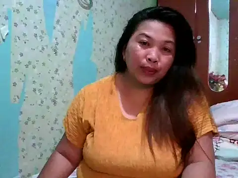 Snapshot of Sweet_fatty18 chatting on 02-23-25, 07:11 Sweet fatty18 online show from 02-23-25, 07:11