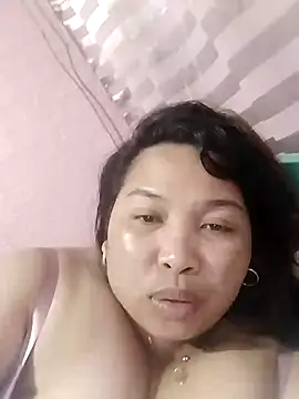Snapshot of Sweet_fatty18 chatting on 12-12-24, 02:37 Sweet fatty18 online show from 12-12-24, 02:37