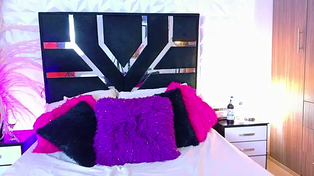 zarahCute online show from 03-22-25, 08:59