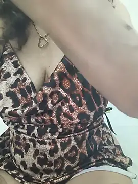 Snapshot of TattyHarrisquirtt chatting on 06-01-26, 02:28 TattyHarrisquirtt online show from 06-01-26, 02:28