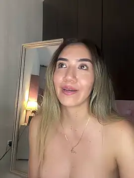 Snapshot of natashaleightt chatting on 03-03-25, 04:54 natashaleightt online show from 03-03-25, 04:54