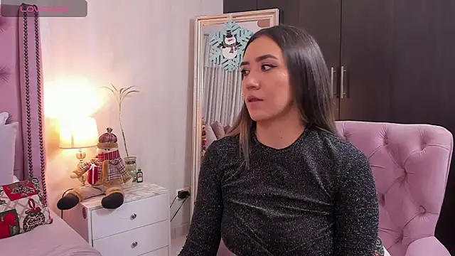 natashaleightt online show from 12-21-25, 04:14