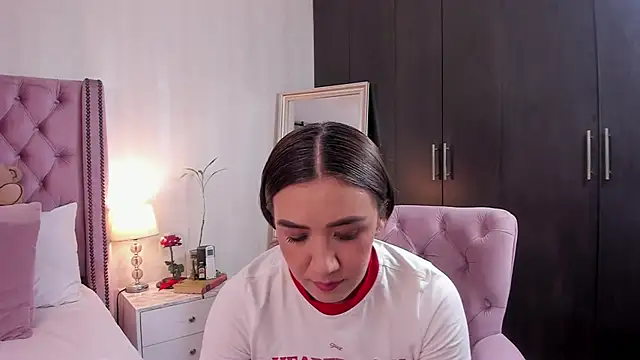 natashaleightt online show from 03-27-26, 02:09