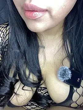 Snapshot of lima_xo chatting on 01-11-26, 01:56 lima xo online show from 01-11-26, 01:56