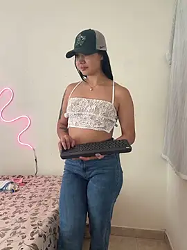 Snapshot of sloppy_cat chatting on 02-28-26, 06:29 sloppy cat online show from 02-28-26, 06:29