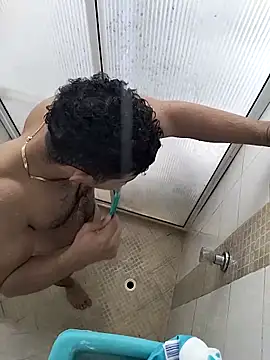 Snapshot of Javier_Hot27 chatting on 02-22-25, 07:03 Javier Hot27 online show from 02-22-25, 07:03