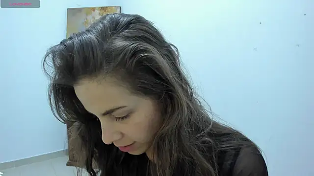 Snapshot of jessyegoldenn chatting on 10-10-25, 12:44 jessyegoldenn online show from 10-10-25, 12:44