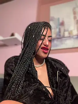 MichelleDiaz Pink online show from 03-13-25, 09:32