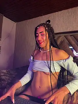 MichelleDiaz Pink online show from 03-17-25, 06:51