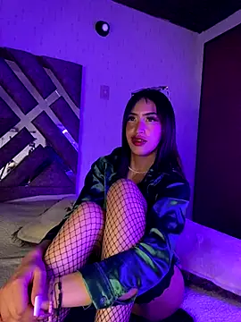 MichelleDiaz Pink online show from 11-12-25, 04:27