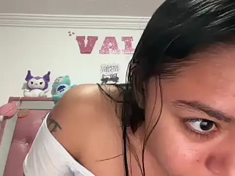 Snapshot of hellokitty__valery chatting on 02-26-25, 03:14 hellokitty valery online show from 02-26-25, 03:14