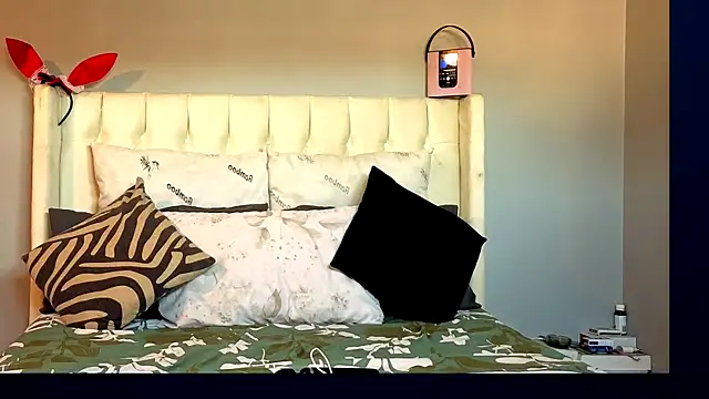 ebonylover1 online show from 02-18-26, 08:33