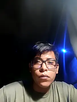 Snapshot of Aguilera010 chatting on 11-23-25, 04:55 Aguilera010 online show from 11-23-25, 04:55