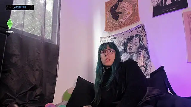 Hisato111 online show from 11-28-25, 01:44