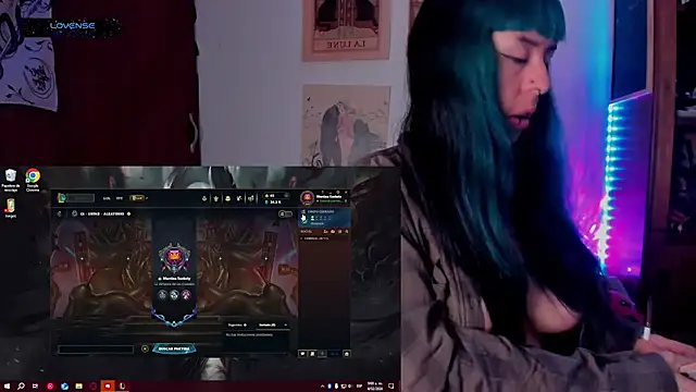 Snapshot of Hisato111 chatting on 02-04-26, 02:01 Hisato111 online show from 02-04-26, 02:01