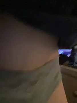 Polaroid White online show from 11-13-25, 07:45